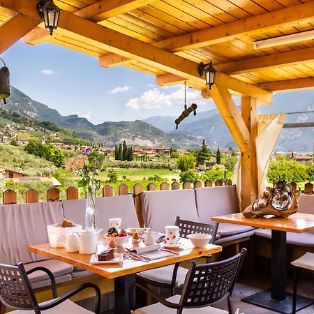 Agritur Eden Marone Villa Riva del Garda Kültér fotó
