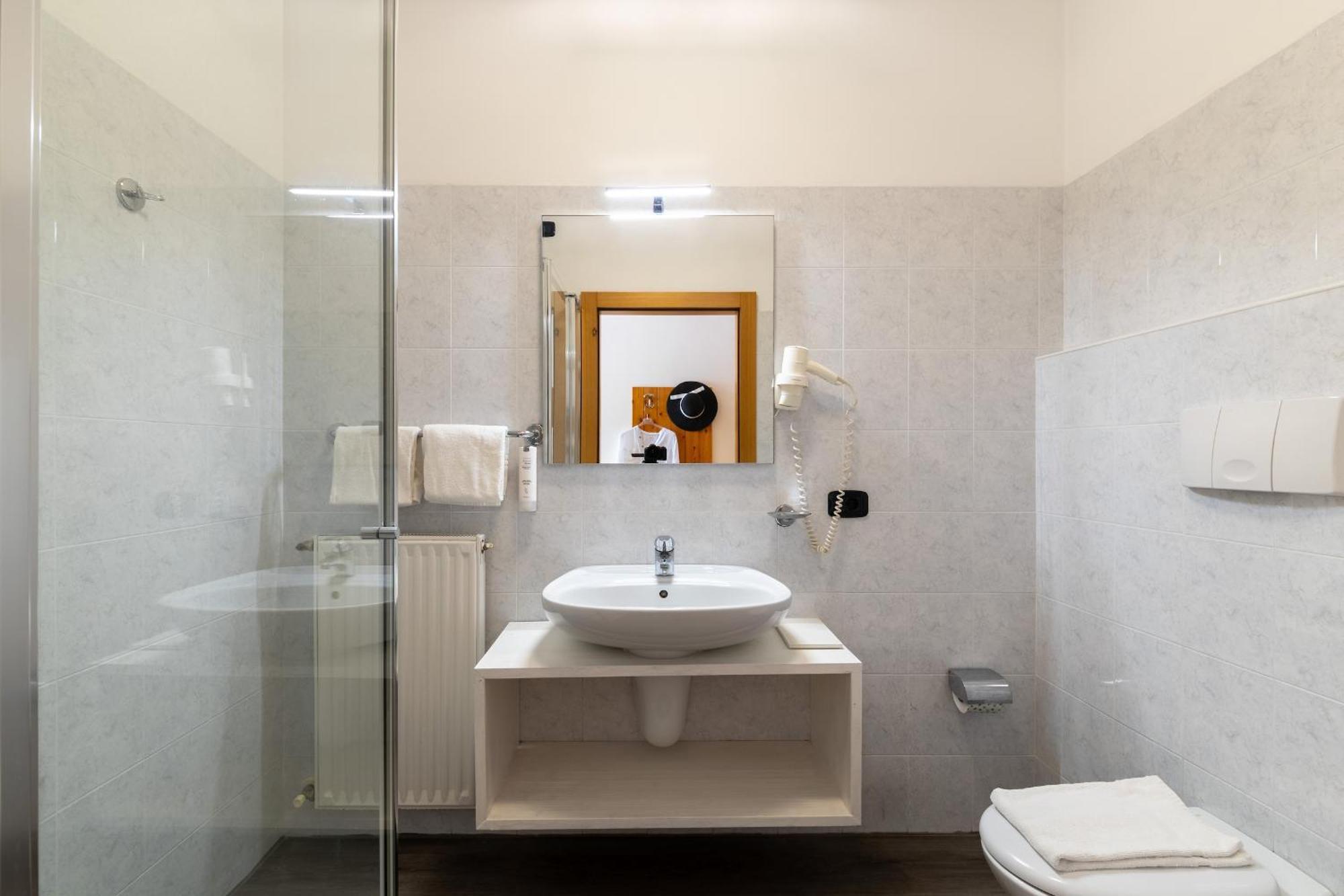 Agritur Eden Marone Villa Riva del Garda Kültér fotó