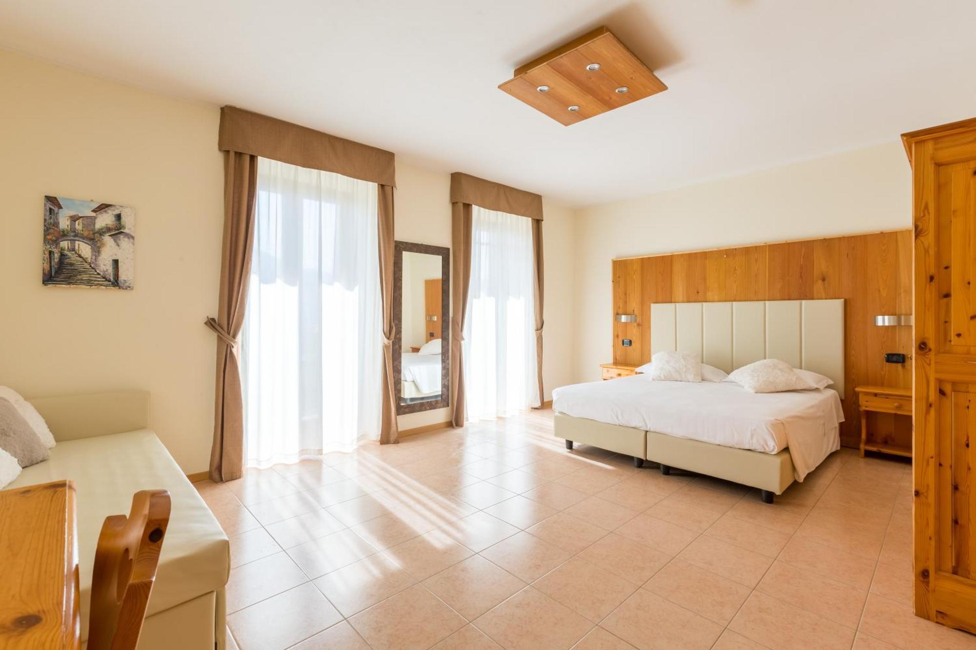 Agritur Eden Marone Villa Riva del Garda Kültér fotó