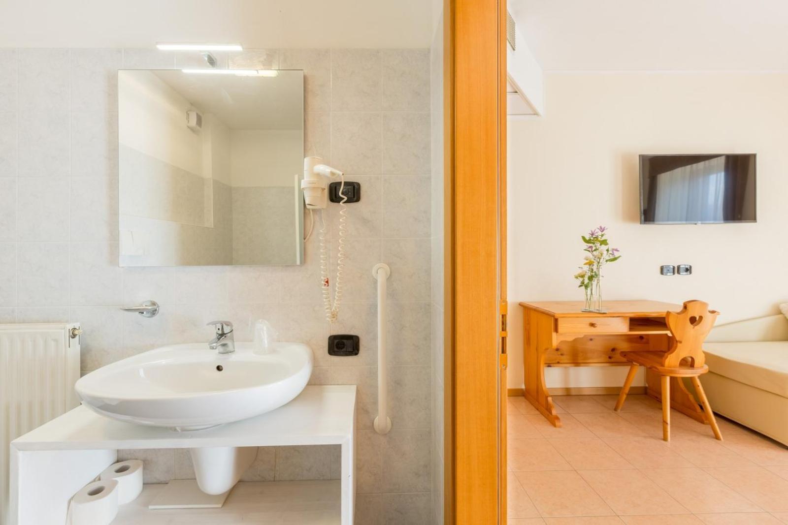 Agritur Eden Marone Villa Riva del Garda Kültér fotó
