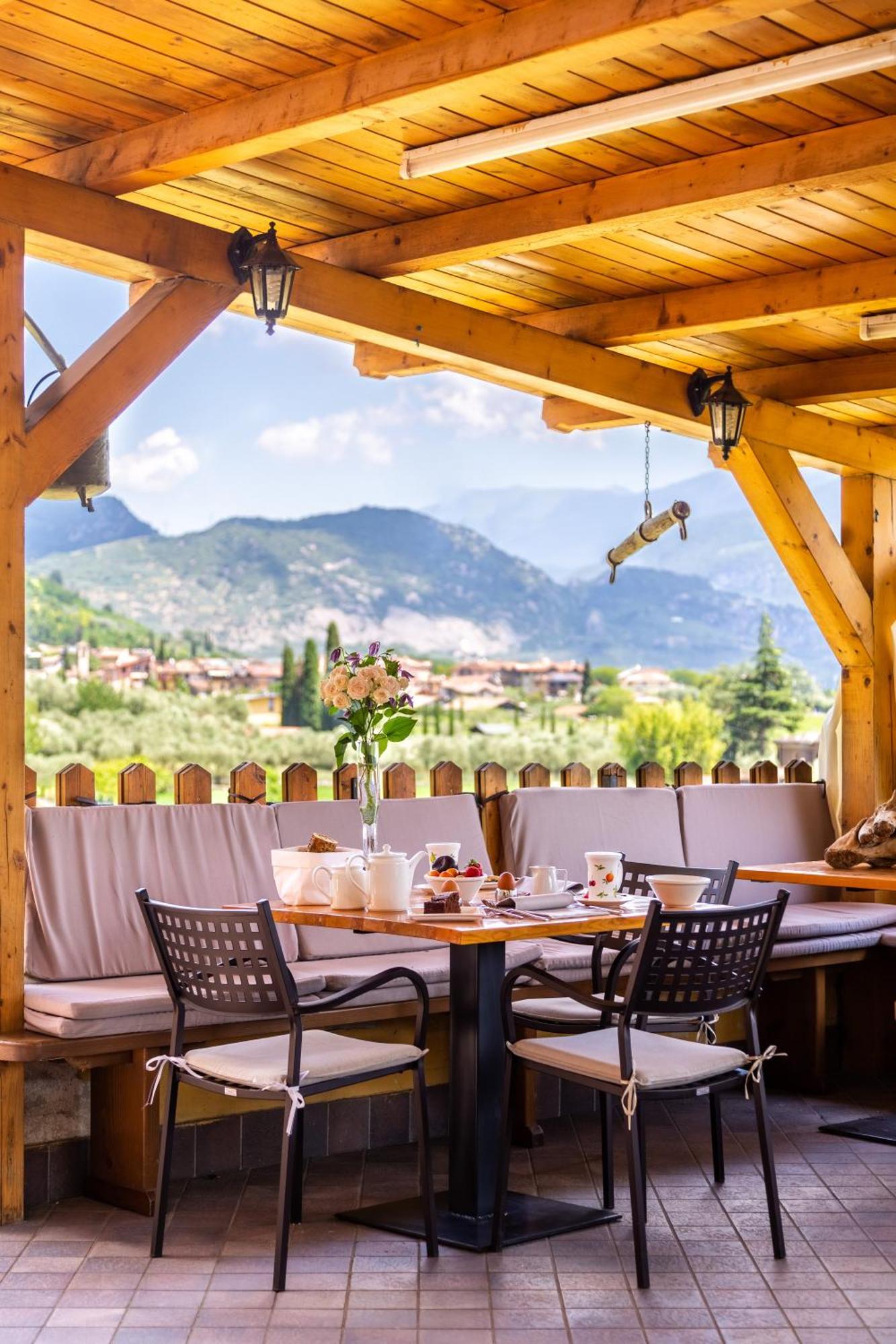 Agritur Eden Marone Villa Riva del Garda Kültér fotó