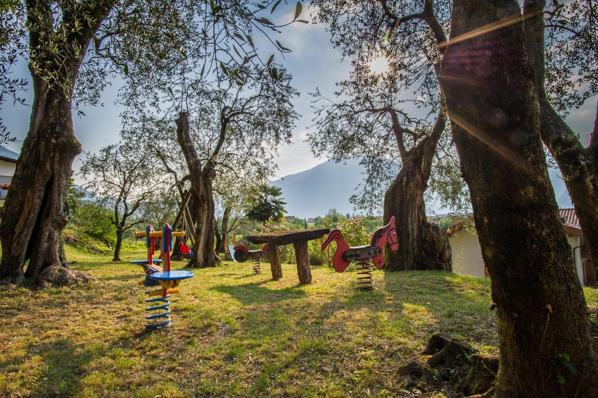 Agritur Eden Marone Villa Riva del Garda Kültér fotó
